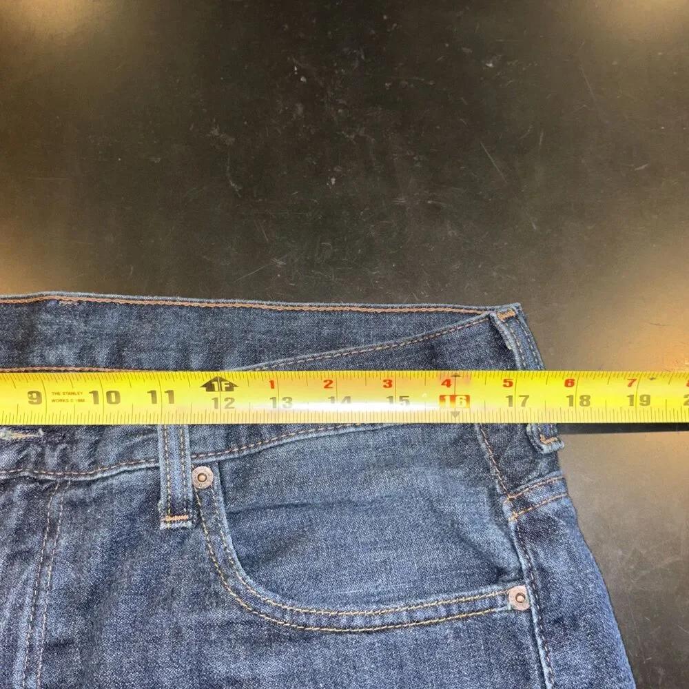 Levis classic levis